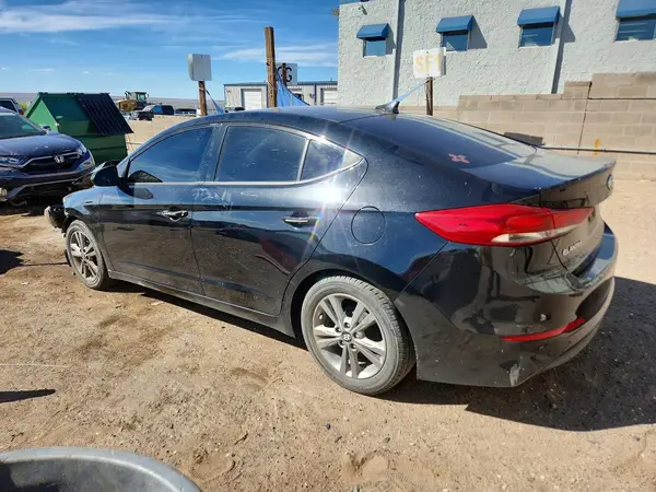5NPD84LF3HH136039 2017 HYUNDAI ELANTRA - Image 2