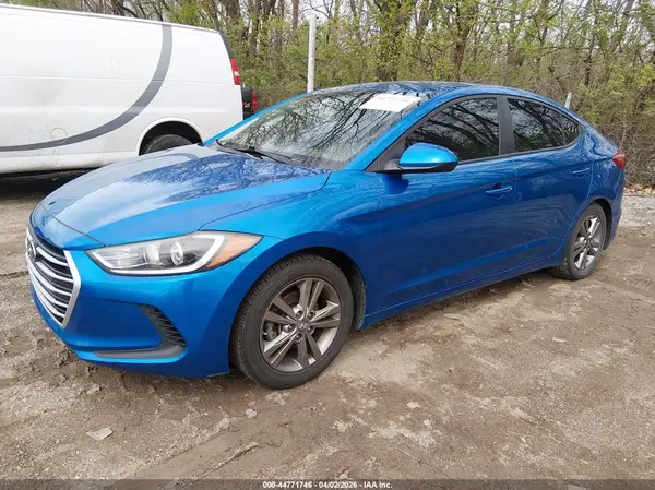 5NPD84LF3HH137594 2017 HYUNDAI ELANTRA - Image 2