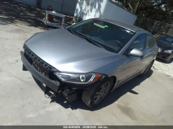 5NPD84LF3HH139331 2017 HYUNDAI ELANTRA - Image 2