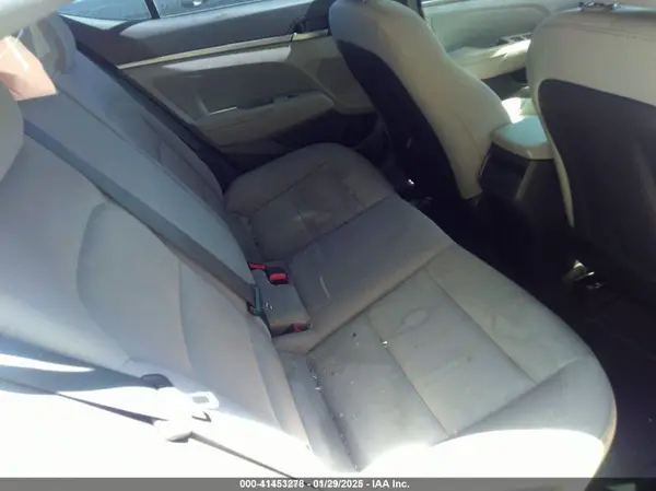 5NPD84LF3HH139331 2017 HYUNDAI ELANTRA - Image 8