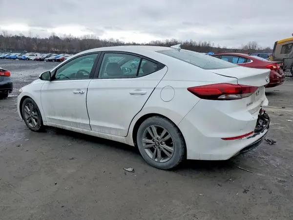 5NPD84LF3HH142360 2017 HYUNDAI ELANTRA - Image 2