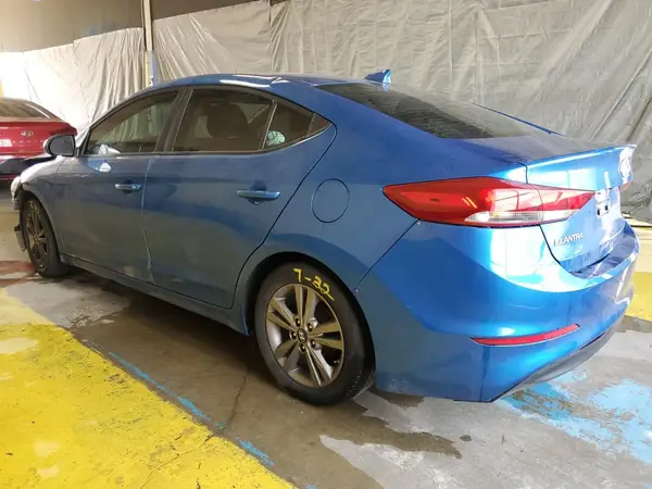 5NPD84LF3HH142519 2017 HYUNDAI ELANTRA - Image 2