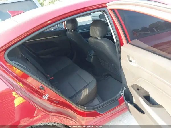 5NPD84LF3HH145632 2017 HYUNDAI ELANTRA - Image 8