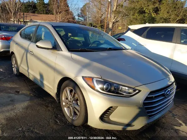 5NPD84LF3HH154055 2017 HYUNDAI ELANTRA - Image 1