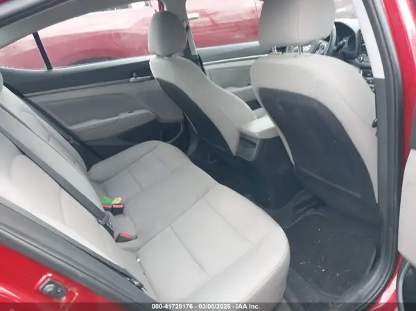 5NPD84LF3HH156985 2017 HYUNDAI ELANTRA - Image 8