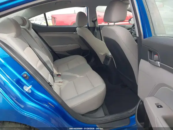 5NPD84LF3HH157019 2017 HYUNDAI ELANTRA - Image 8