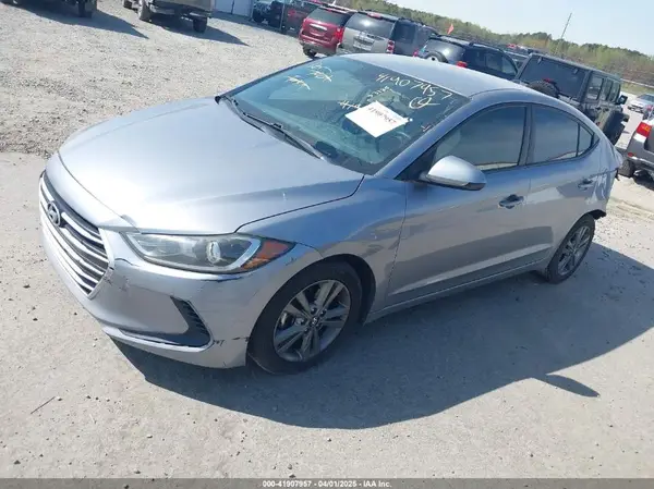 5NPD84LF3HH157568 2017 HYUNDAI ELANTRA - Image 2