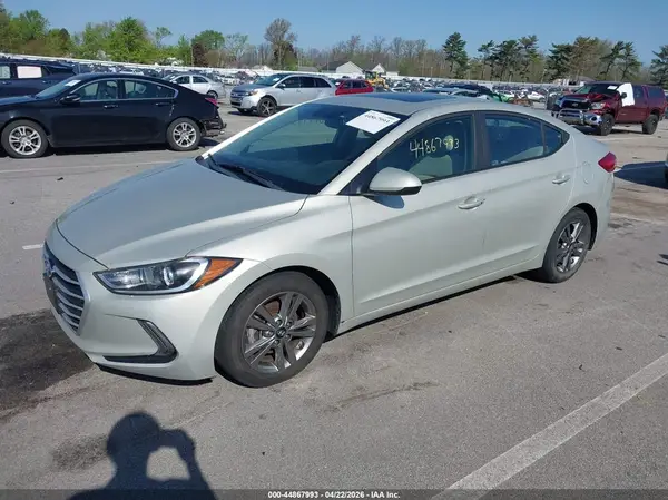 5NPD84LF3HH158932 2017 HYUNDAI ELANTRA - Image 2