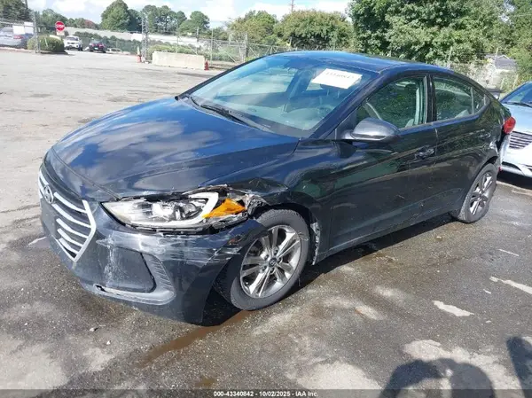 5NPD84LF3HH159028 2017 HYUNDAI ELANTRA - Image 2