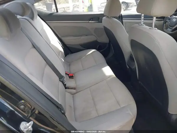 5NPD84LF3HH159028 2017 HYUNDAI ELANTRA - Image 8