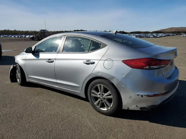 5NPD84LF3HH159448 2017 HYUNDAI ELANTRA - Image 2