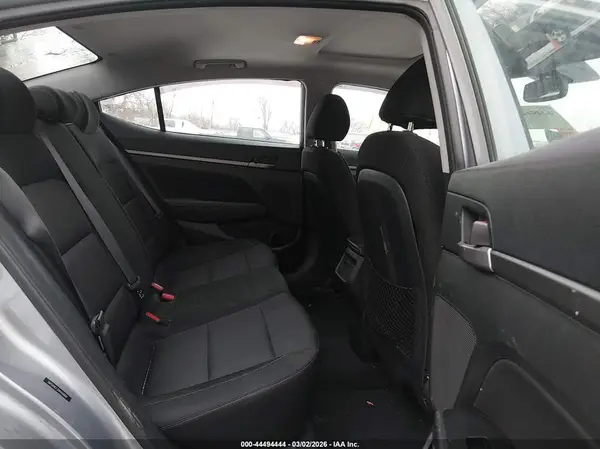 5NPD84LF3HH168800 2017 HYUNDAI ELANTRA - Image 8