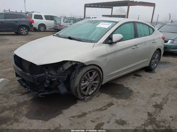 5NPD84LF3HH173141 2017 HYUNDAI ELANTRA - Image 2