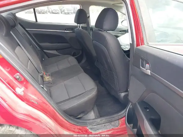 5NPD84LF3HH179084 2017 HYUNDAI ELANTRA - Image 8