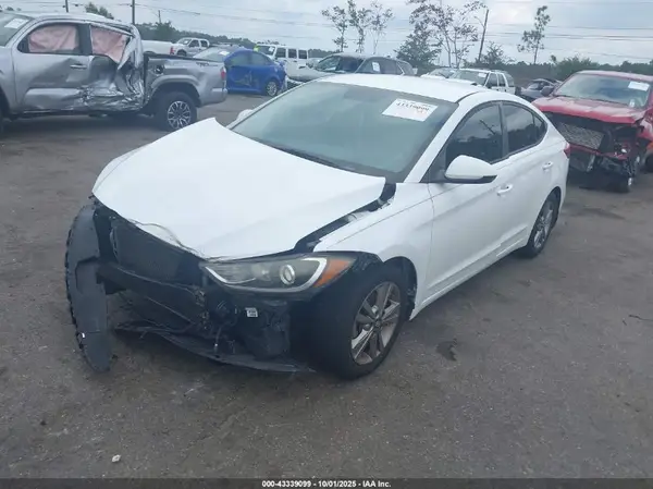 5NPD84LF3HH180364 2017 HYUNDAI ELANTRA - Image 2