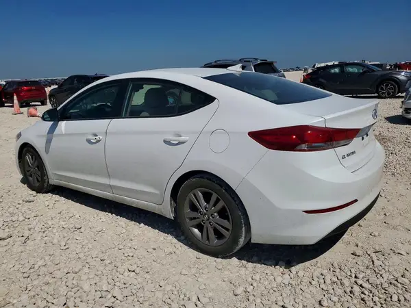 5NPD84LF3HH182017 2017 HYUNDAI ELANTRA - Image 2