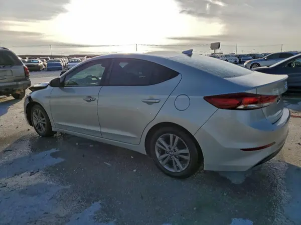 5NPD84LF3HH184348 2017 HYUNDAI ELANTRA - Image 2