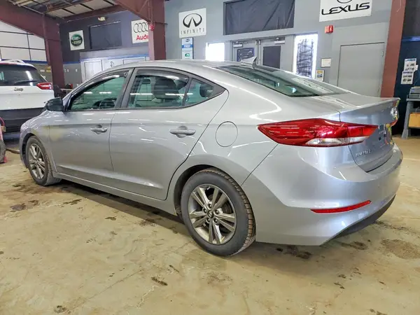 5NPD84LF3HH184883 2017 HYUNDAI ELANTRA - Image 2