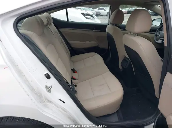 5NPD84LF3HH185306 2017 HYUNDAI ELANTRA - Image 8