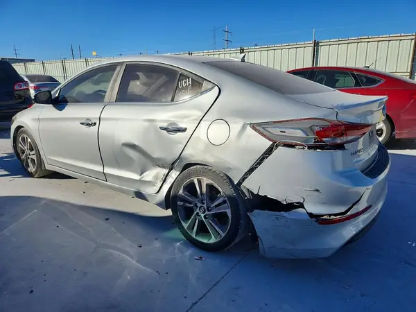 5NPD84LF3HH185595 2017 HYUNDAI ELANTRA - Image 2