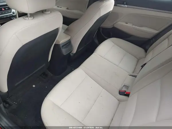 5NPD84LF3HH185712 2017 HYUNDAI ELANTRA - Image 8