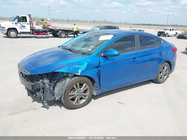 5NPD84LF3HH186827 2017 HYUNDAI ELANTRA - Image 2