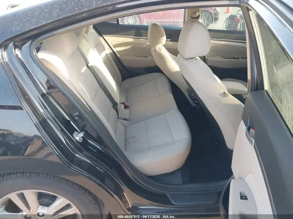5NPD84LF3HH189291 2017 HYUNDAI ELANTRA - Image 8