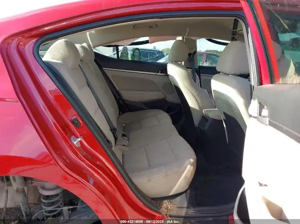 5NPD84LF3HH189808 2017 HYUNDAI ELANTRA - Image 8