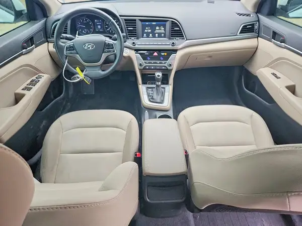 5NPD84LF3HH192286 2017 HYUNDAI ELANTRA - Image 8