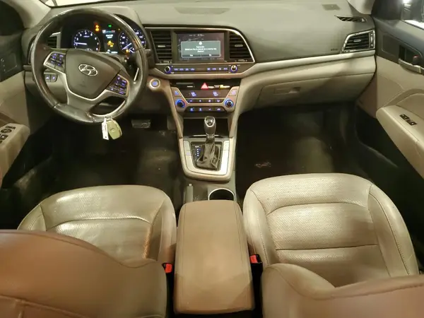 5NPD84LF3HH193910 2017 HYUNDAI ELANTRA - Image 8