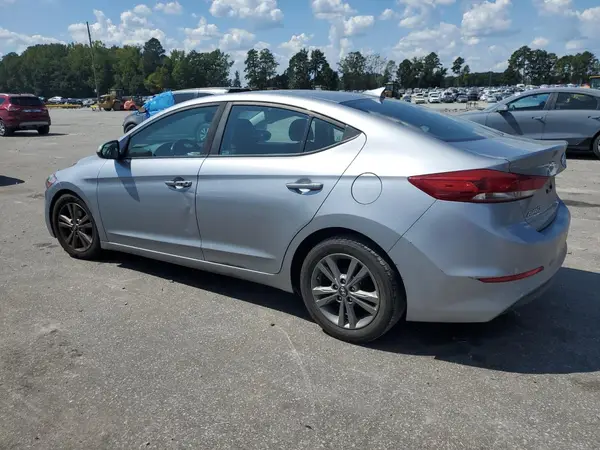 5NPD84LF3HH194247 2017 HYUNDAI ELANTRA - Image 2