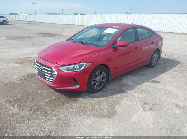 5NPD84LF3HH196807 2017 HYUNDAI ELANTRA - Image 2