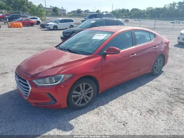 5NPD84LF3HH197519 2017 HYUNDAI ELANTRA - Image 2