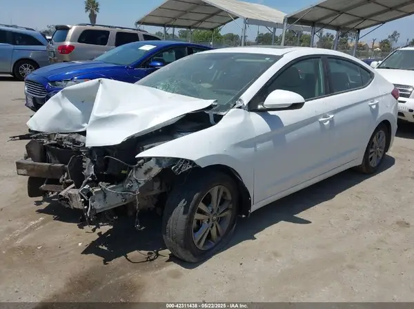 5NPD84LF3HH199030 2017 HYUNDAI ELANTRA - Image 2