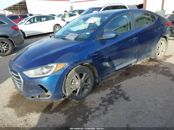 5NPD84LF3HH200371 2017 HYUNDAI ELANTRA - Image 2