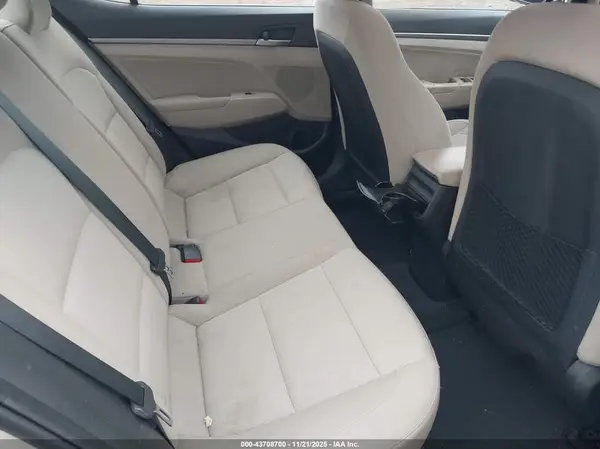 5NPD84LF3HH200628 2017 HYUNDAI ELANTRA - Image 8
