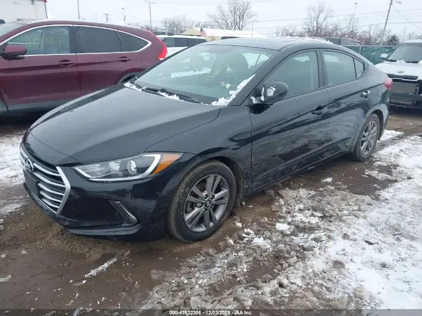 5NPD84LF3HH205330 2017 HYUNDAI ELANTRA - Image 2