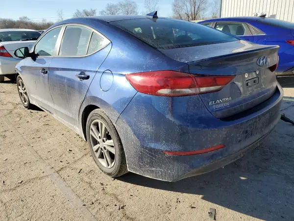 5NPD84LF3HH210494 2017 HYUNDAI ELANTRA - Image 2