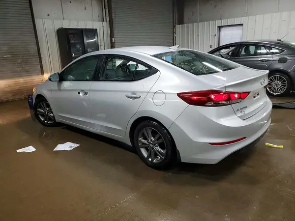5NPD84LF3HH211483 2017 HYUNDAI ELANTRA - Image 2
