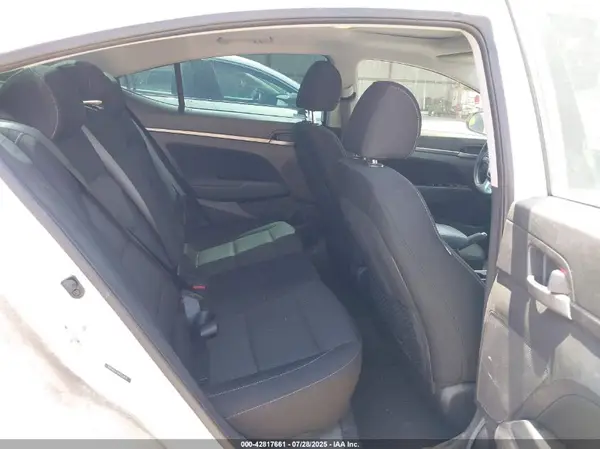 5NPD84LF3HH212035 2017 HYUNDAI ELANTRA - Image 8