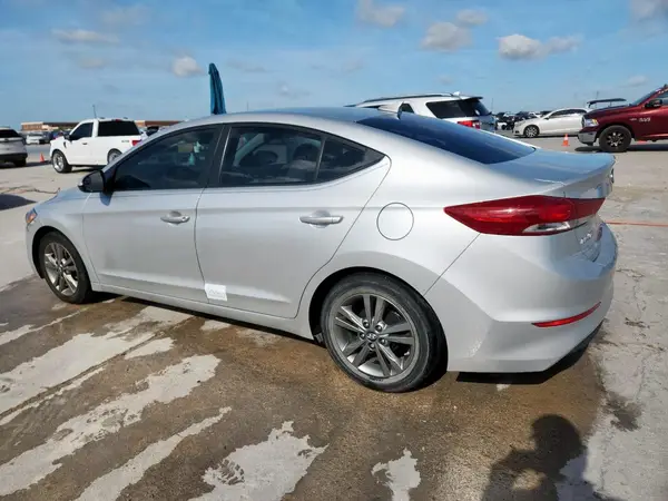 5NPD84LF3HH212780 2017 HYUNDAI ELANTRA - Image 2