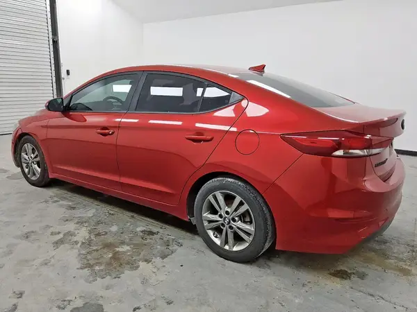 5NPD84LF3JH214728 2018 HYUNDAI ELANTRA - Image 2