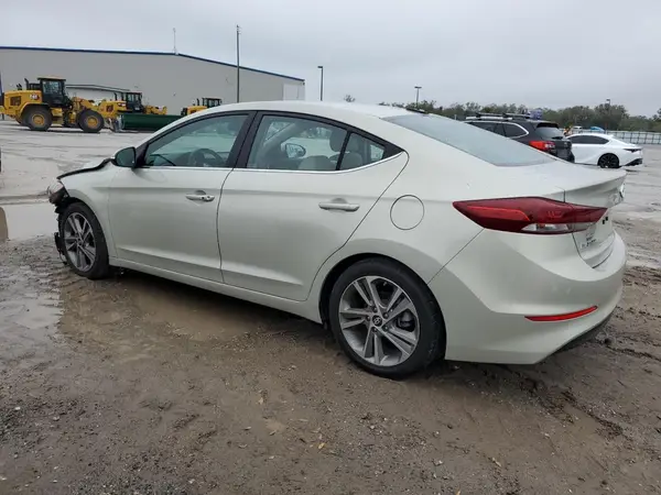 5NPD84LF3JH215667 2018 HYUNDAI ELANTRA - Image 2