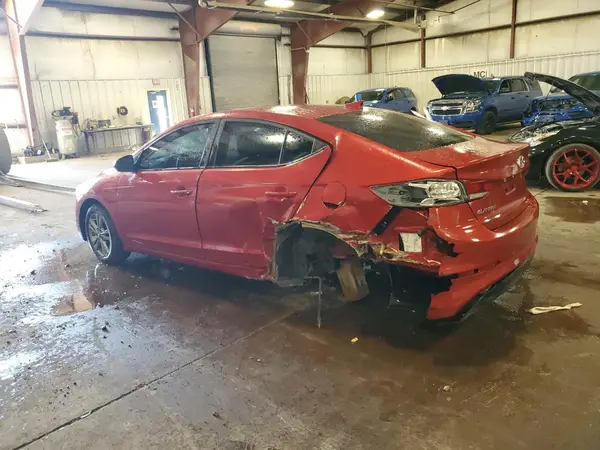 5NPD84LF3JH215748 2018 HYUNDAI ELANTRA - Image 2