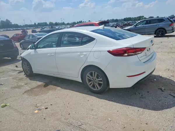 5NPD84LF3JH217001 2018 HYUNDAI ELANTRA - Image 2