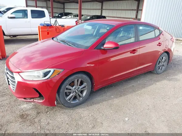 5NPD84LF3JH217614 2018 HYUNDAI ELANTRA - Image 2