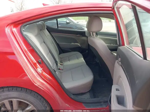 5NPD84LF3JH217614 2018 HYUNDAI ELANTRA - Image 8