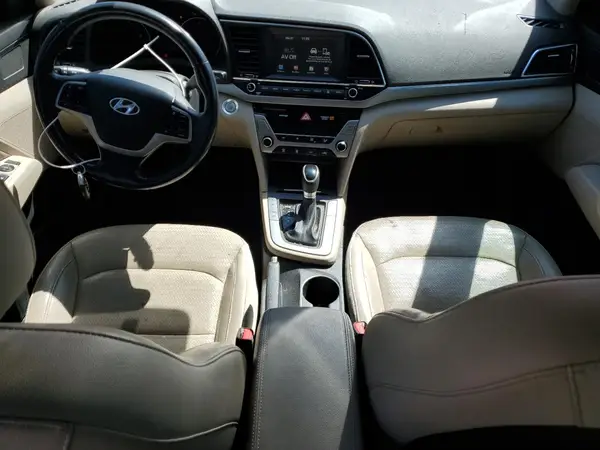 5NPD84LF3JH218049 2018 HYUNDAI ELANTRA - Image 8
