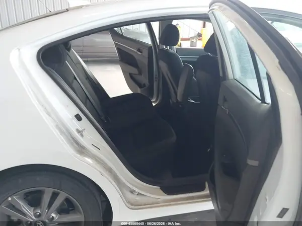5NPD84LF3JH218651 2018 HYUNDAI ELANTRA - Image 8
