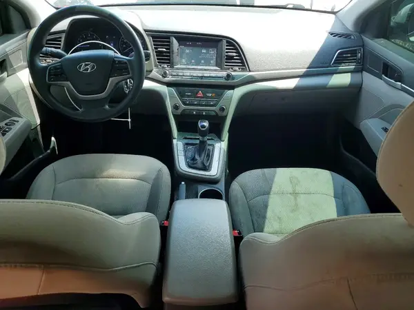 5NPD84LF3JH218858 2018 HYUNDAI ELANTRA - Image 8